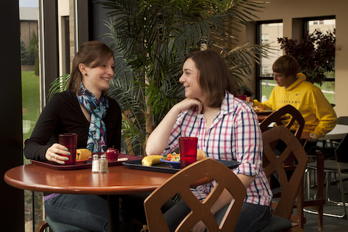 photo of two students dining together at the Betzler Grille